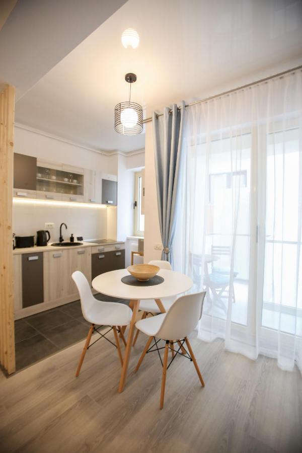 Premium Studios Mamaia Nord - Marea La 50M Năvodari Eksteriør bilde